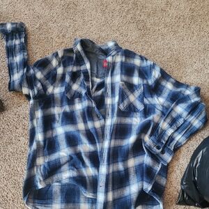 Coleman Blue and White Plaid Casual Button Down Shirt